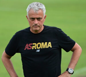 Jose Mourinho wins with Roma