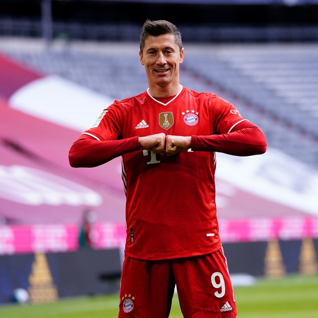 Lewandowski Defeats Messi, Salah to Win FIFA’s Best Player of 2021