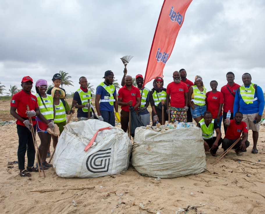 Rite Foods Supports Environmental Conservation, Clears Plastics from Tarkwa Bay Beach, Coastline Communities, through CSR Initiative 'Riteonthebeach'