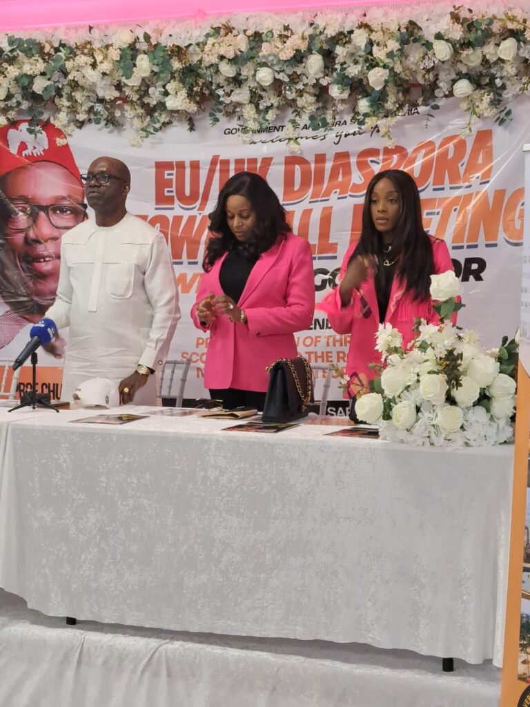 Breaking: Governor Soludo Meets Anambra Indigenes in London